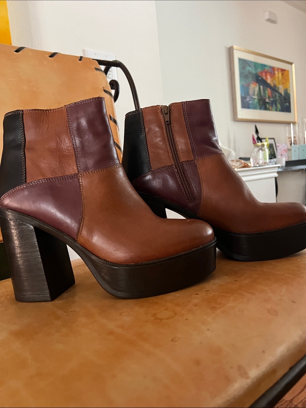 Steve Madden Two-Tone Brown and Dark Brown Leather Platform Ankle Boots